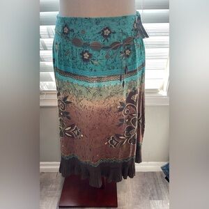 RQT‎ Floral Midi Skirt